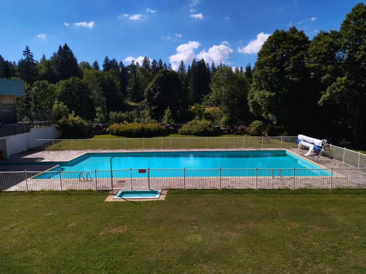 Studio Le Lacuzon Avec Piscine Et Tennis Exterieurs Les Rousses Zewnętrze zdjęcie